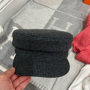 Hermes hat